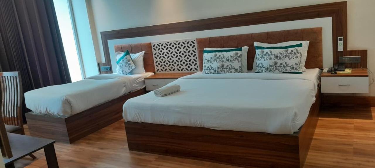 Hotel White House 350 Mtr From Golden Temple Amritsar Extérieur photo