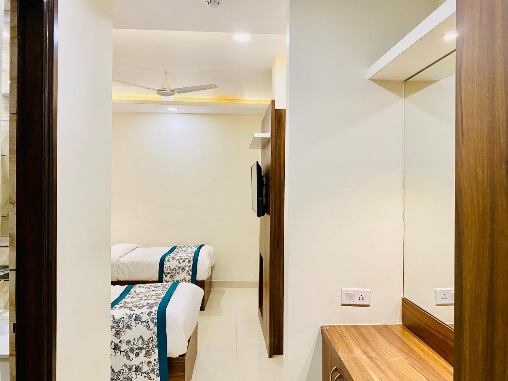Hotel White House 350 Mtr From Golden Temple Amritsar Extérieur photo