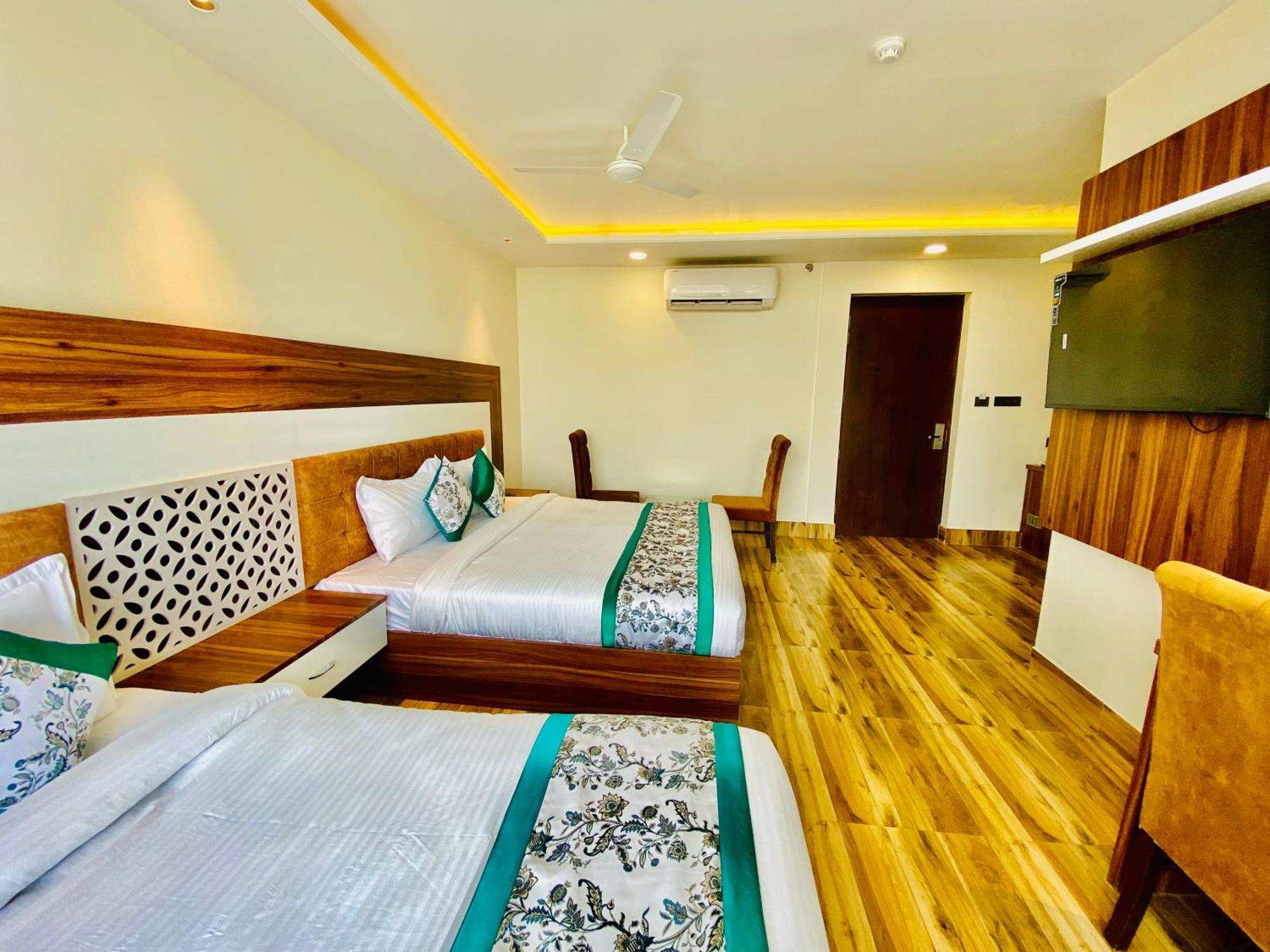 Hotel White House 350 Mtr From Golden Temple Amritsar Extérieur photo