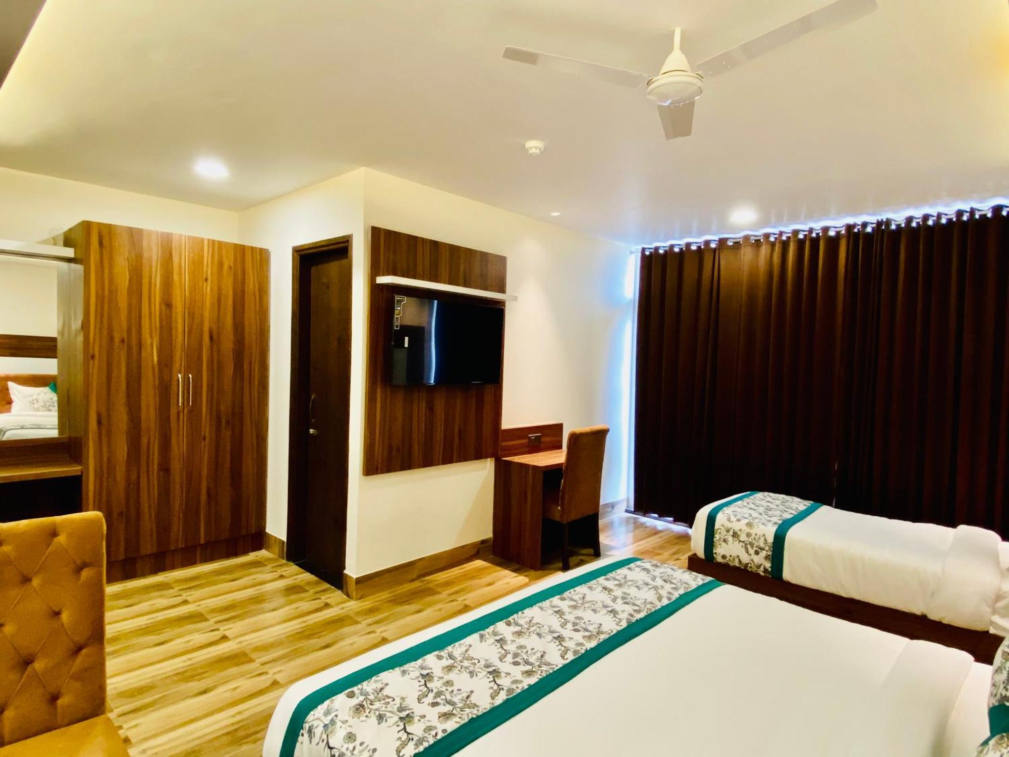 Hotel White House 350 Mtr From Golden Temple Amritsar Extérieur photo
