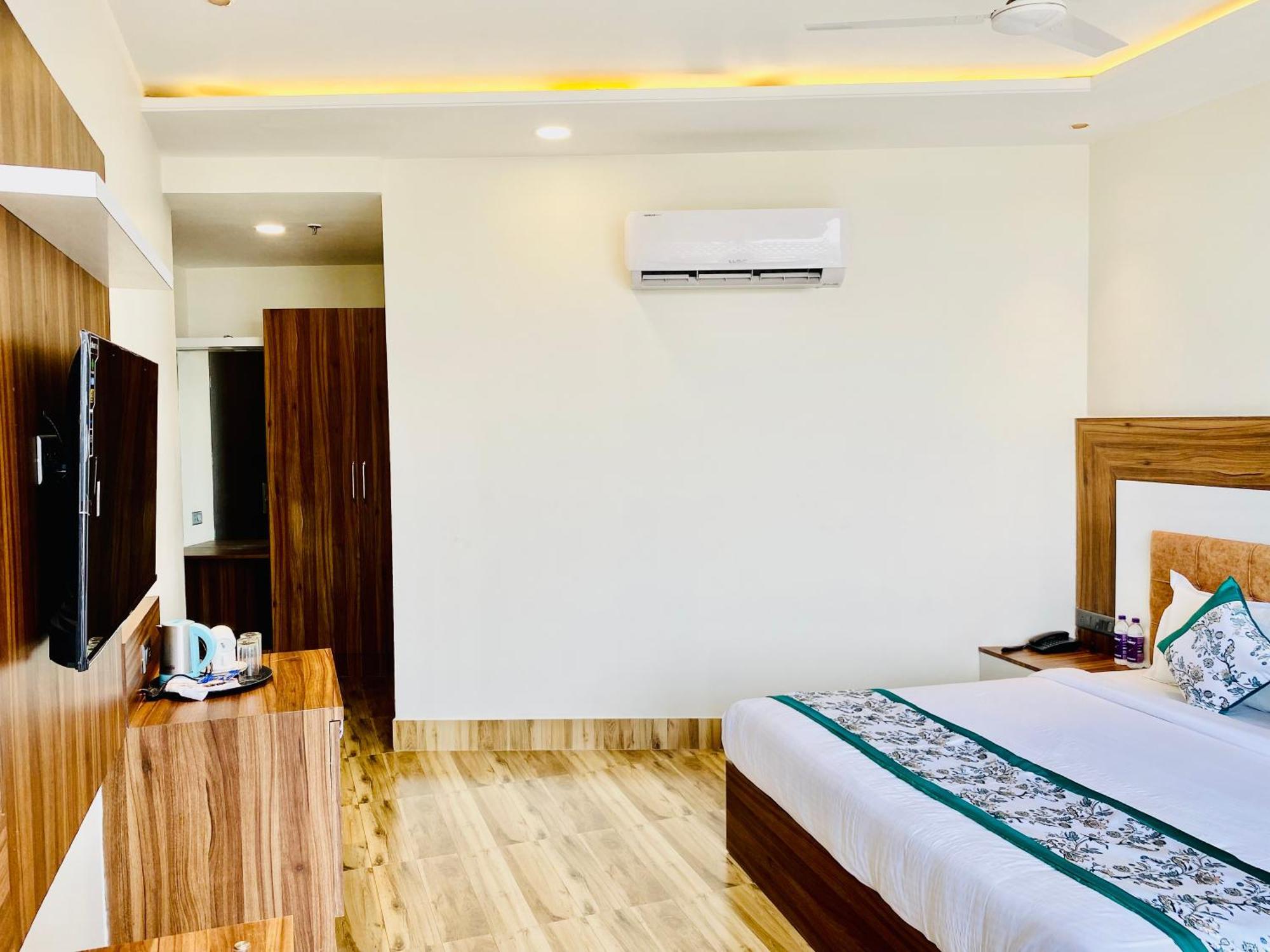 Hotel White House 350 Mtr From Golden Temple Amritsar Extérieur photo
